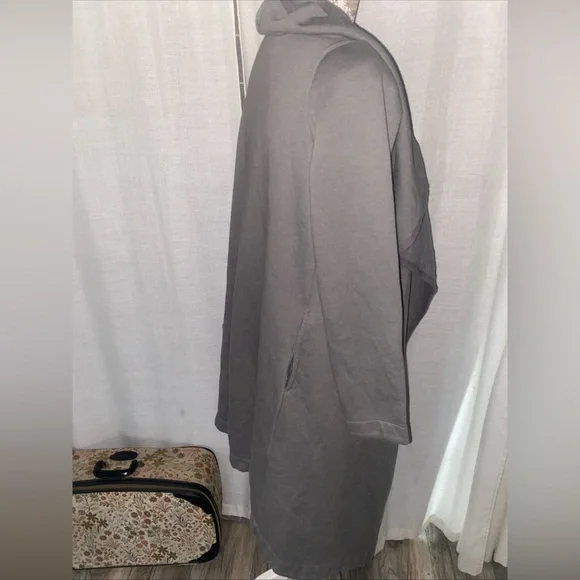 UGG Janni Fleece Wrap Gray Blanket Cardigan Cozy Outerwear Jacket Women’s M